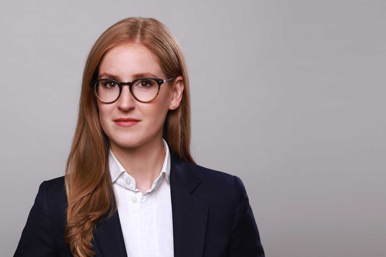 Strafverteidigerin Alina Niedergassel Strafverteidigerin Alina Niedergassel